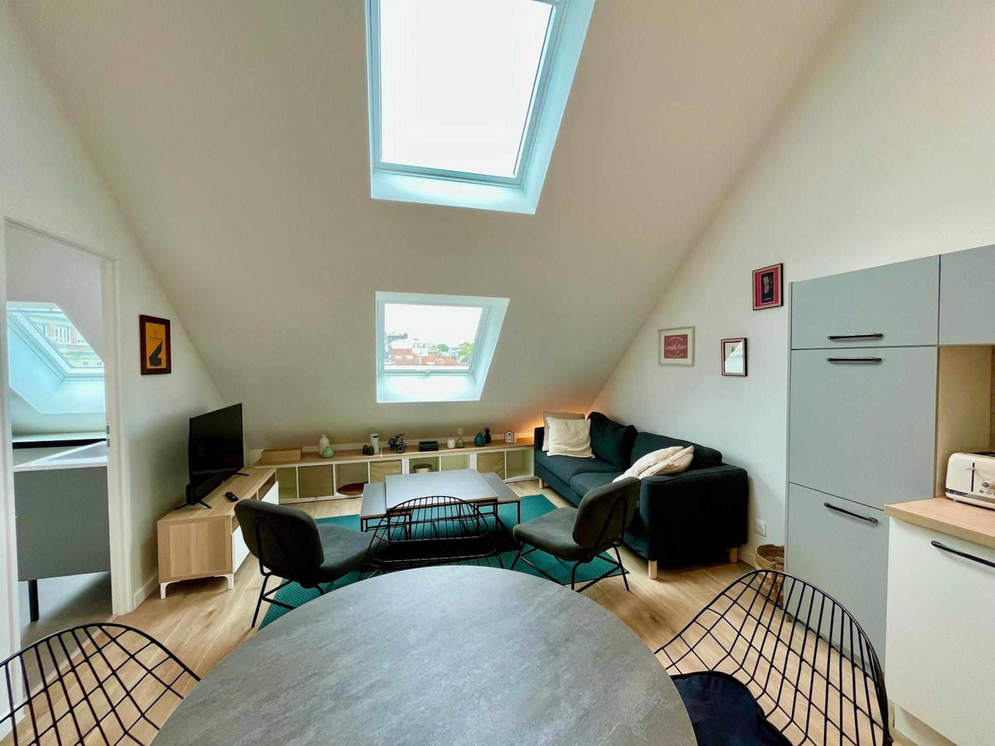 Suite Clovis 7 Reims Exterior photo