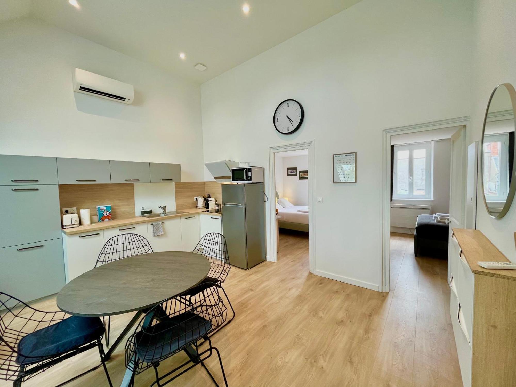 Suite Clovis 7 Reims Exterior photo